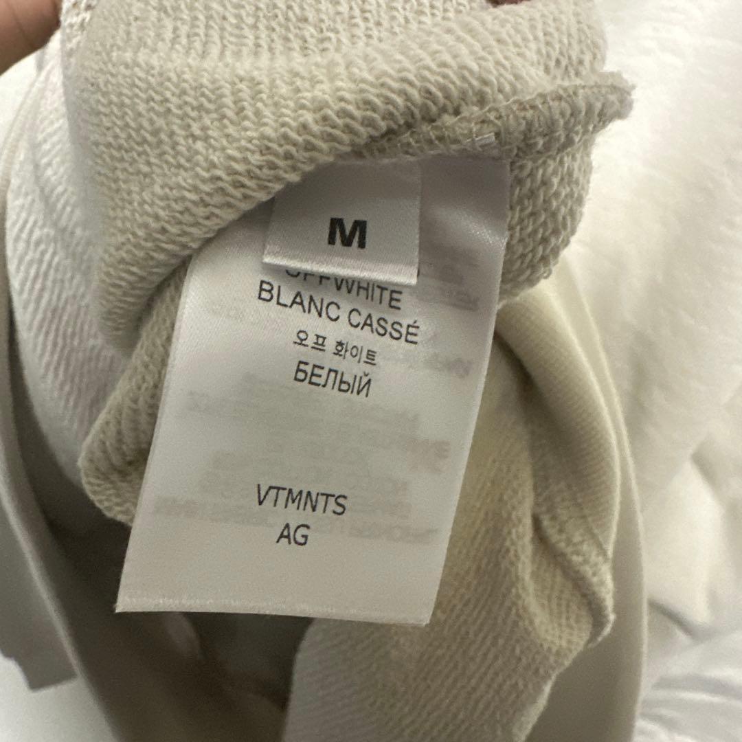 VTMNTS パーカー　ロゴ　刺繍　オーバーサイズ　vetements