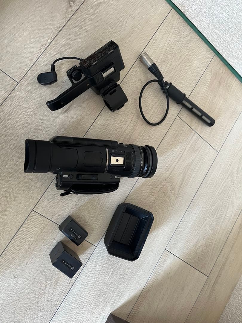 Sony HXR-NX70J【ワイコン付き】