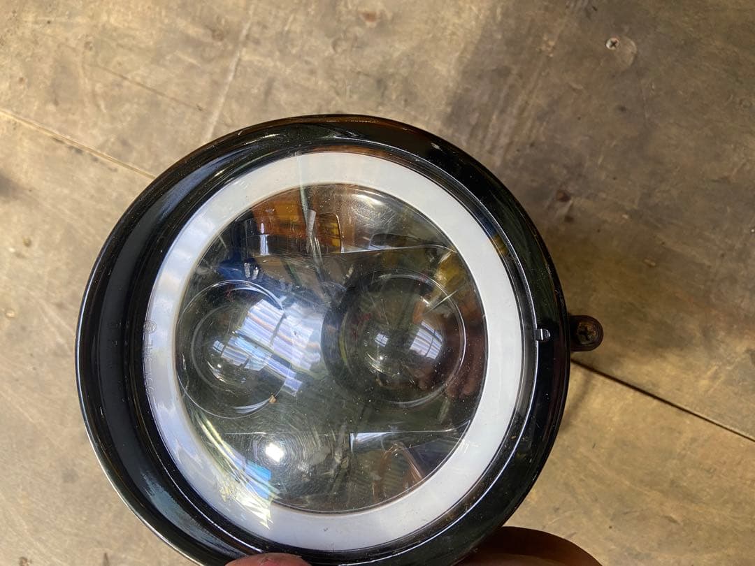 ドラッグスター　アイボールヘッドライト　LED ロケット型