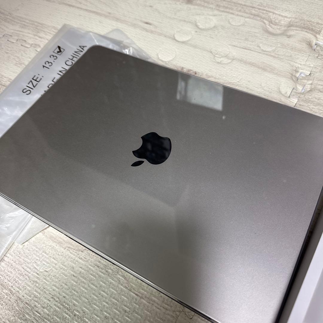 MacBook Air M2 MLYJ/A アルファインダストリーズpcケース付