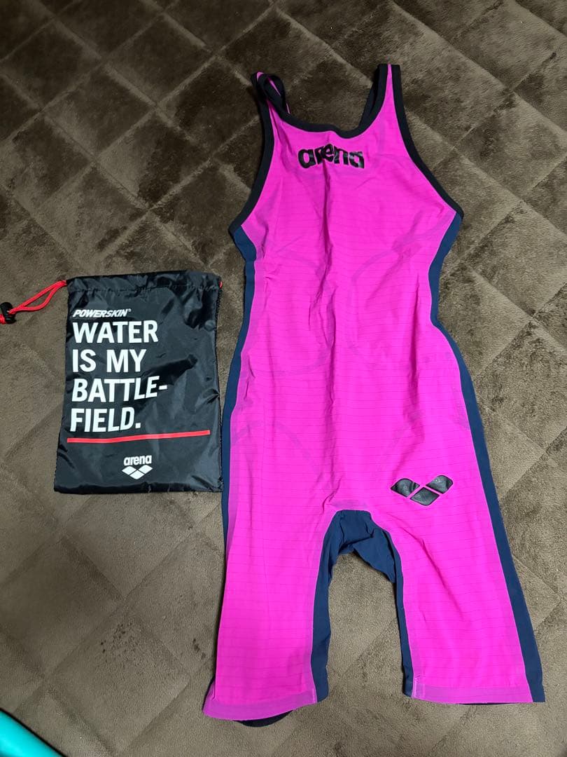 arena powerskin パワースキン　カーボン　値下げあり