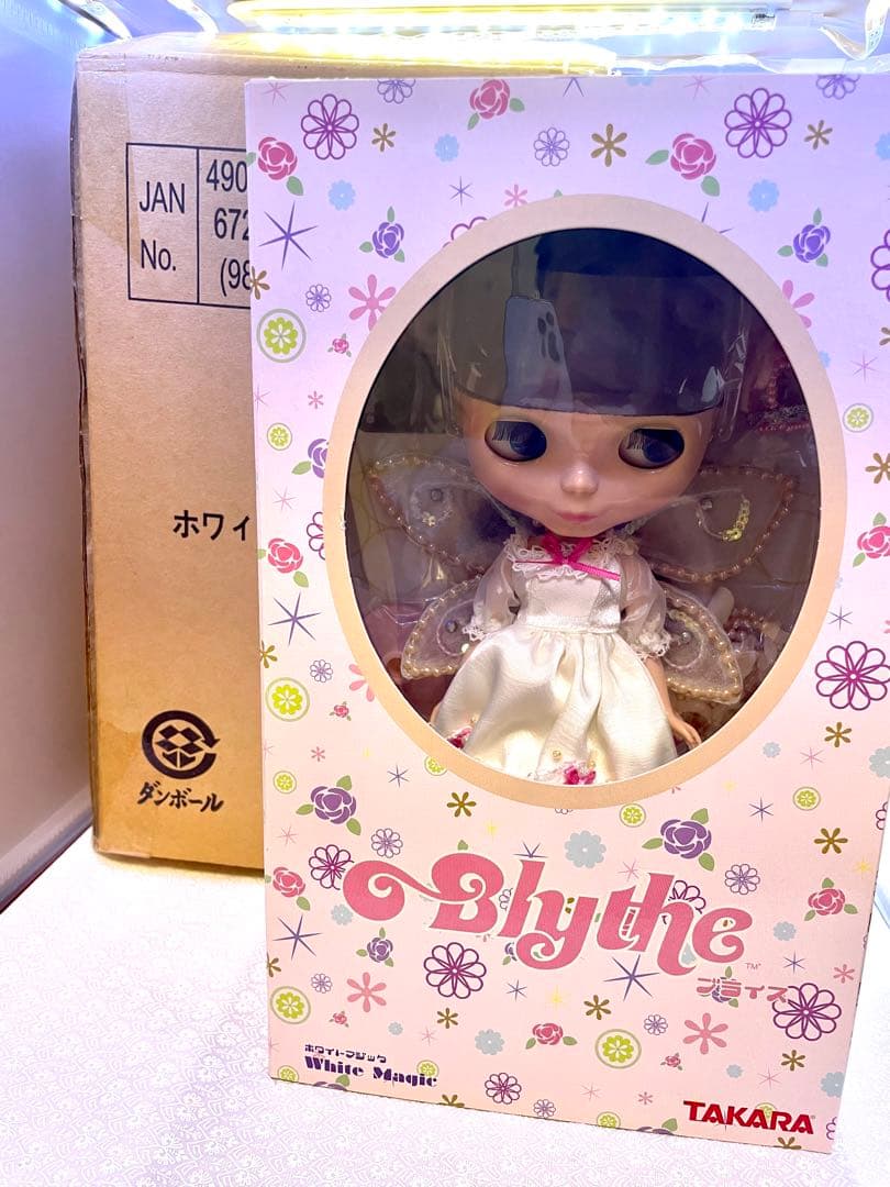 新品未開封☆ブライス　ホワイトマジックナイト