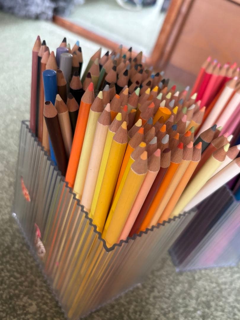 値下げ！フェリシモ　500色　色鉛筆セット 透明ケース入り