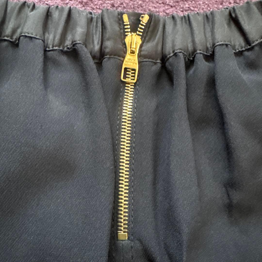 ルイヴィトン　スカート　ブラック