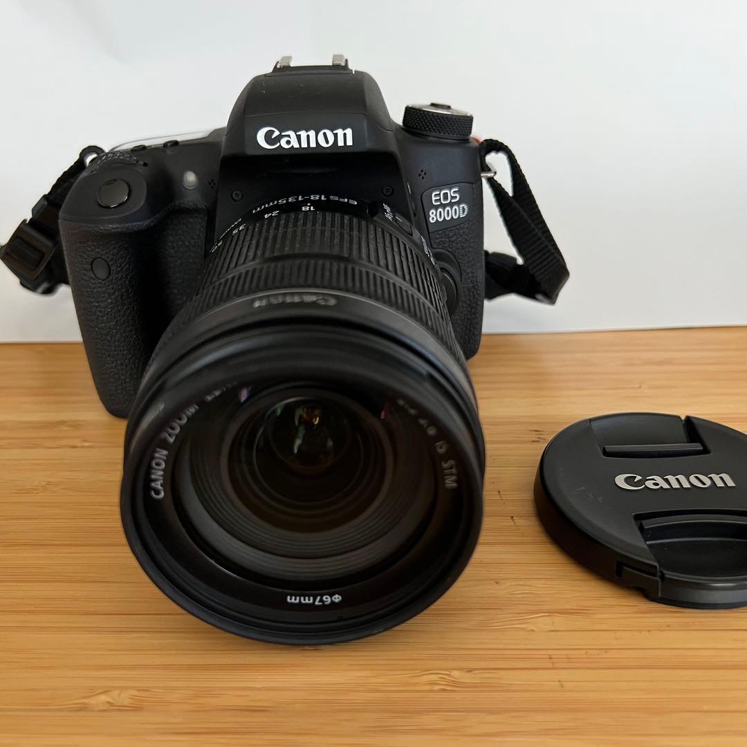 EOS 8000D　EF-S18-135 IS STM レンズキット