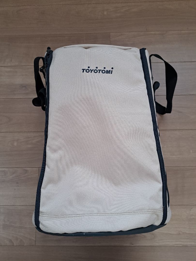 TOYOTOMIトヨトミレインボーRB-251(W)対流形石油ストーブ　バッグ付