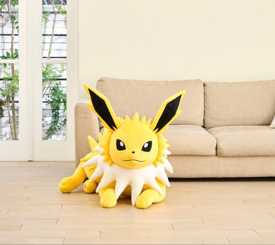 ポケモンセンターぬいぐるみ 等身大 サンダース 寝そべり