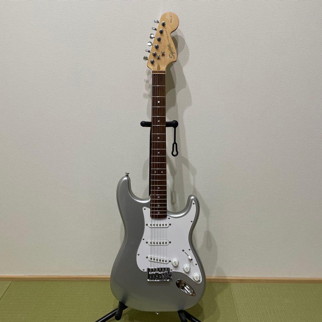希少カラーSquier affinity ストラトキャスター　シルバー