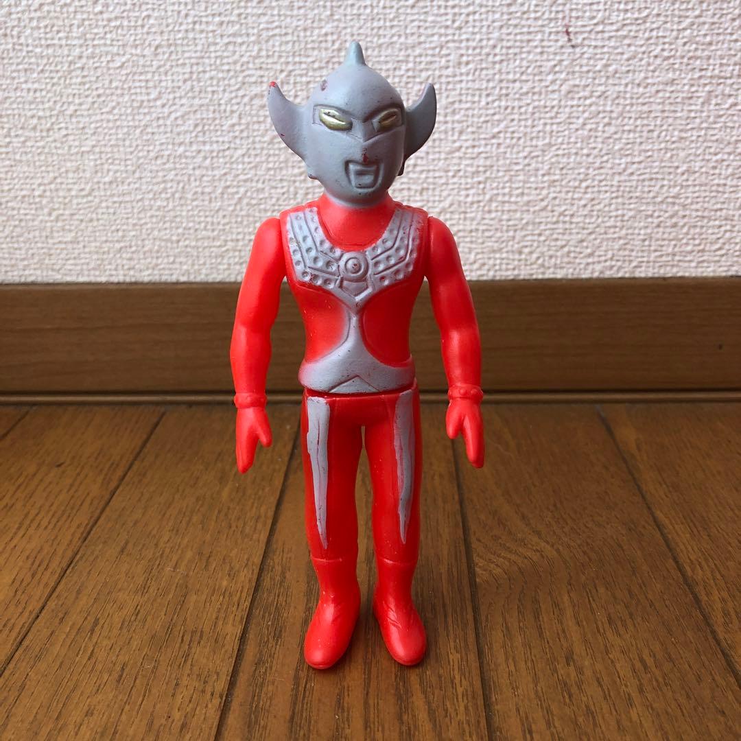 ウルトラマンタロウ　パチソフビ　無版権
