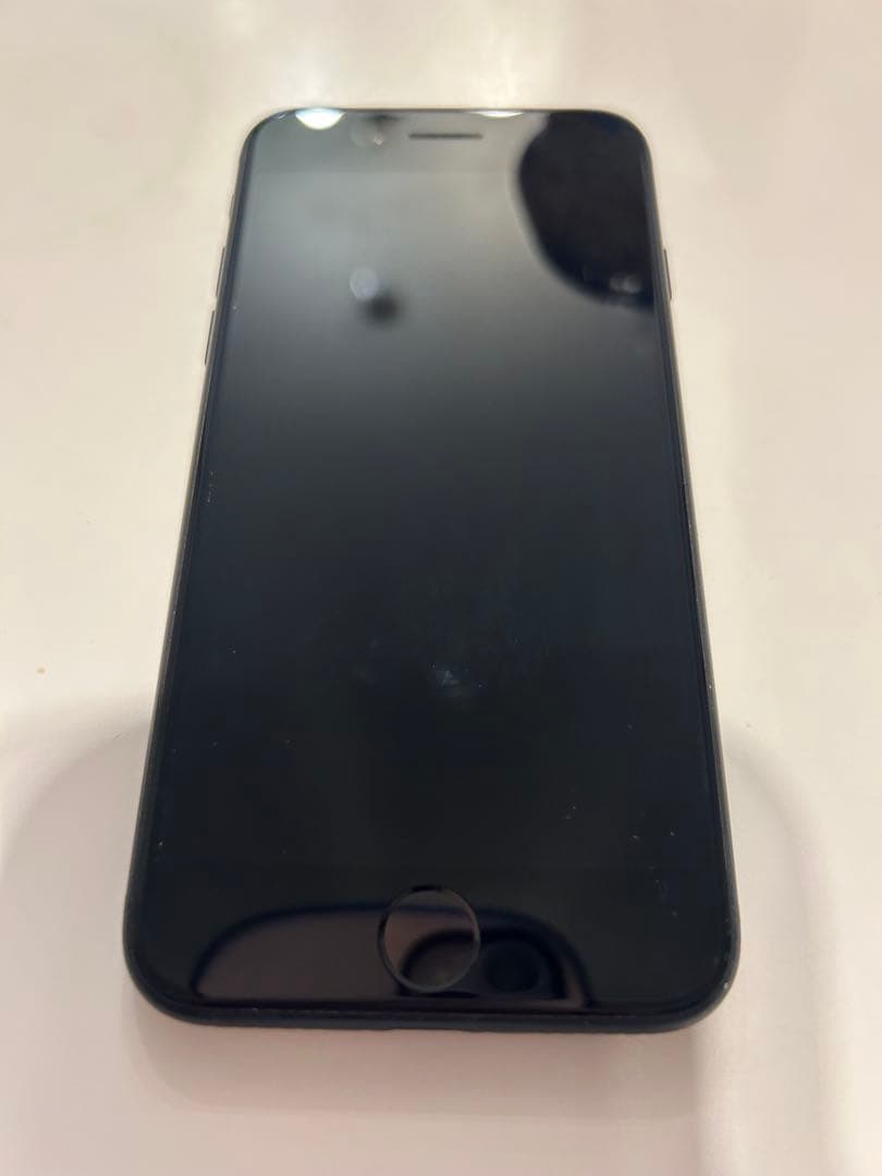 iPhone SE 第3世代 64GB SIMフリー ミッドナイト（黒系）