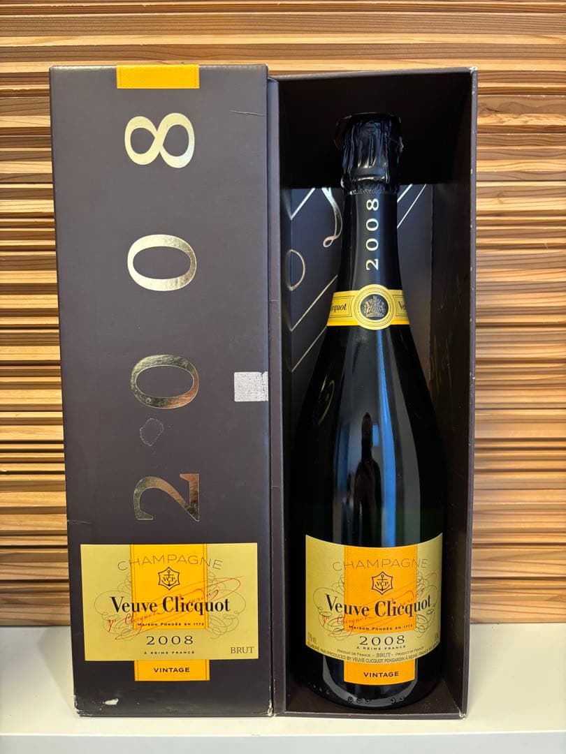 Veuve Clicquot ヴーヴクリコ2008 VINTAGE