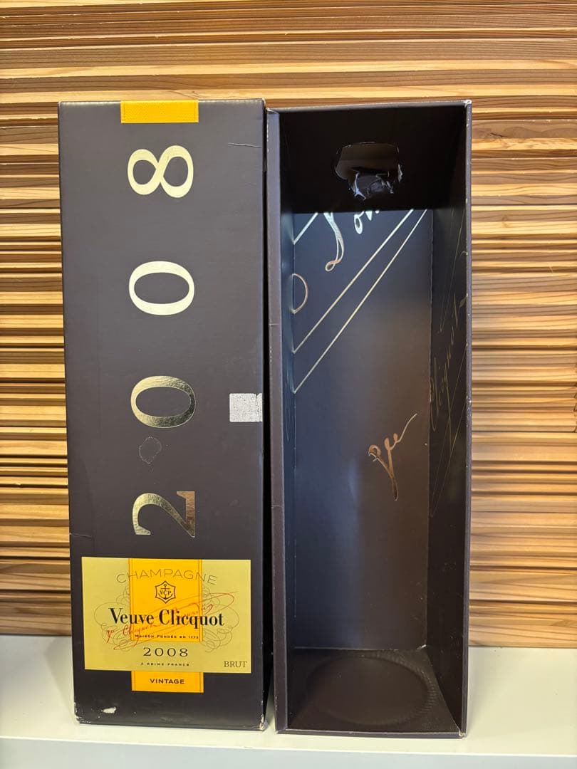 Veuve Clicquot ヴーヴクリコ2008 VINTAGE