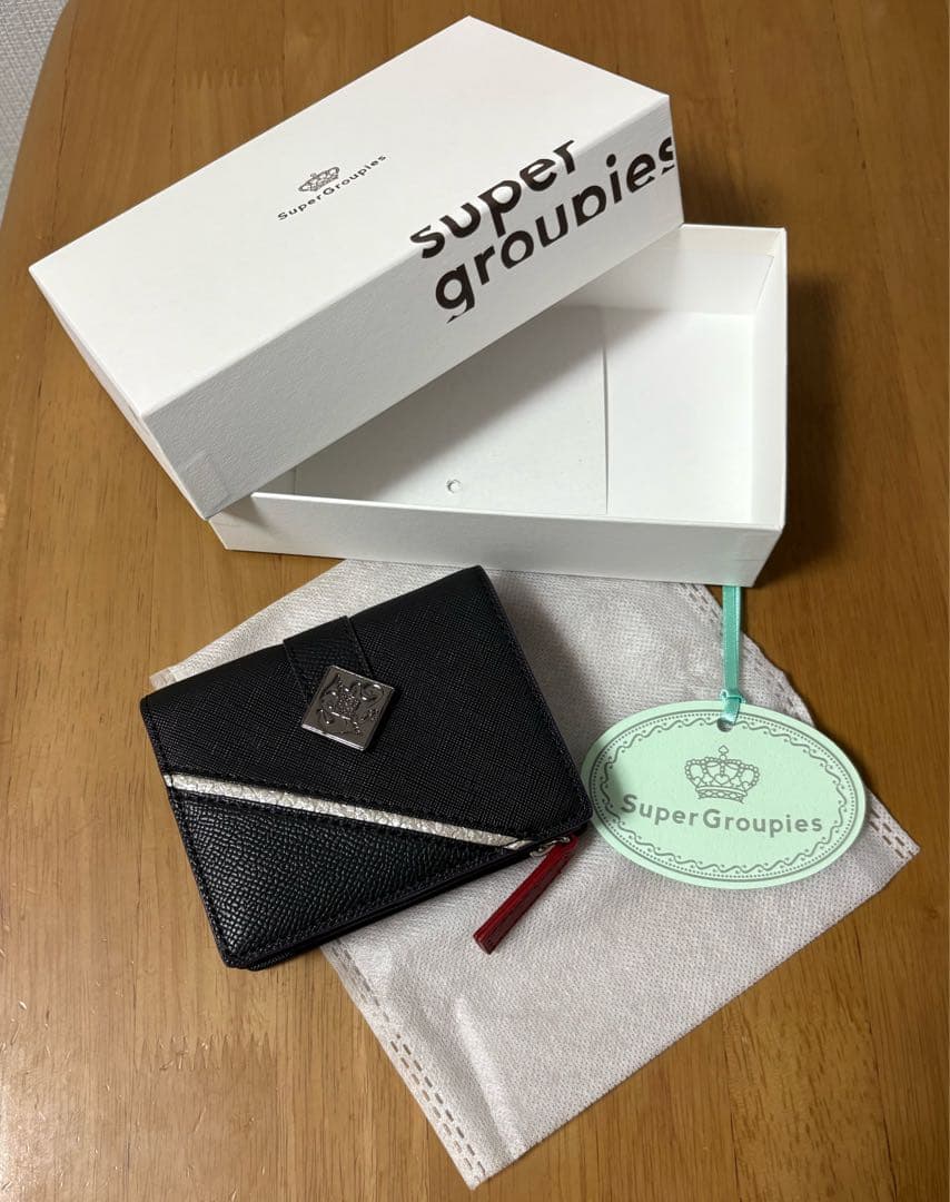 悪魔ほむら モデル 二つ折り財布 魔法少女まどか☆マギカ