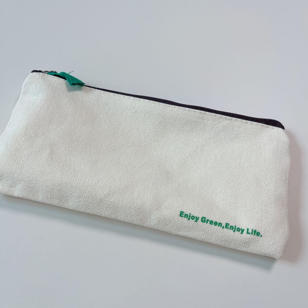 ペンケース　コンパクト　シンプル