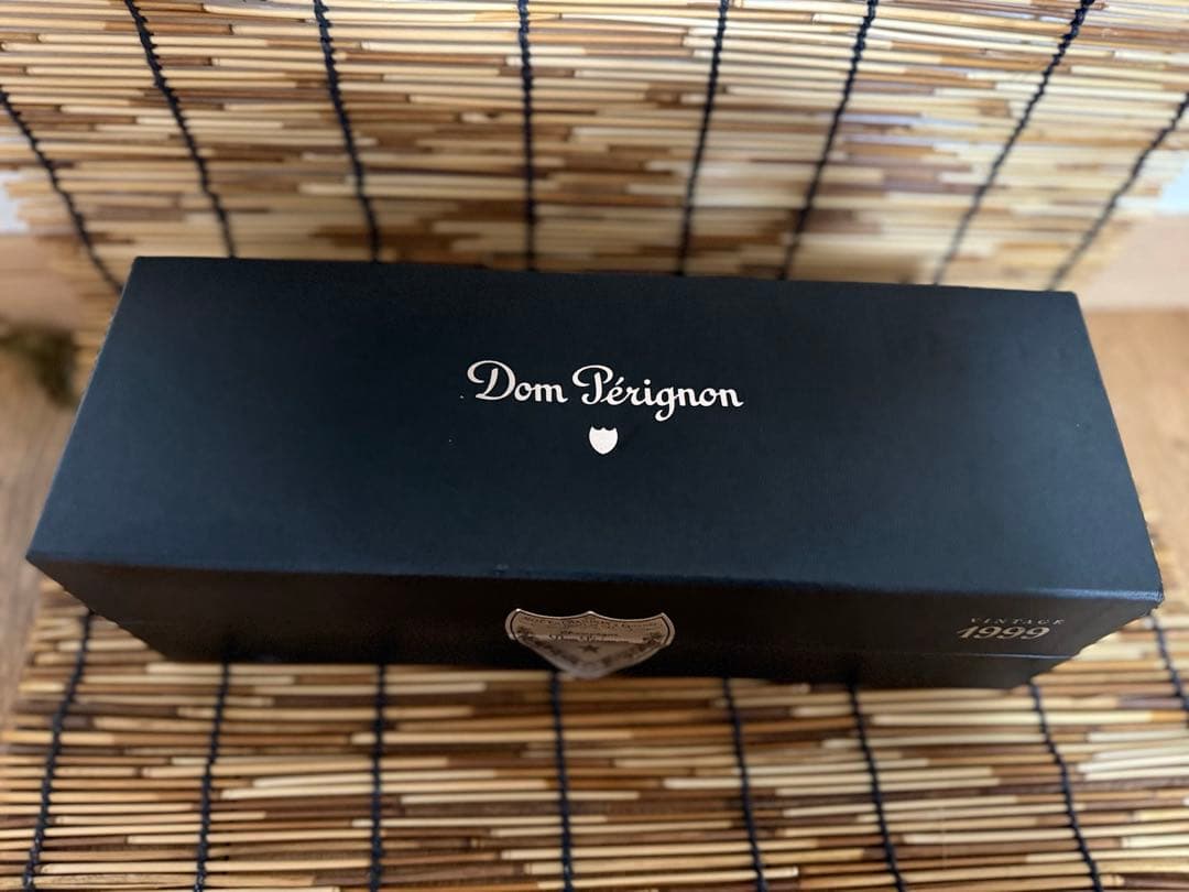 ドン・ペリニヨン ヴィンテージ 1999 専用ボックス付き 希少 美品