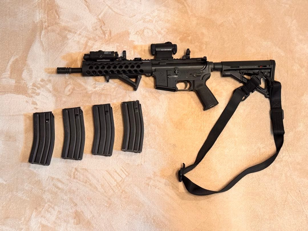 次世代電動ガン　M4 FBI HRTカスタム