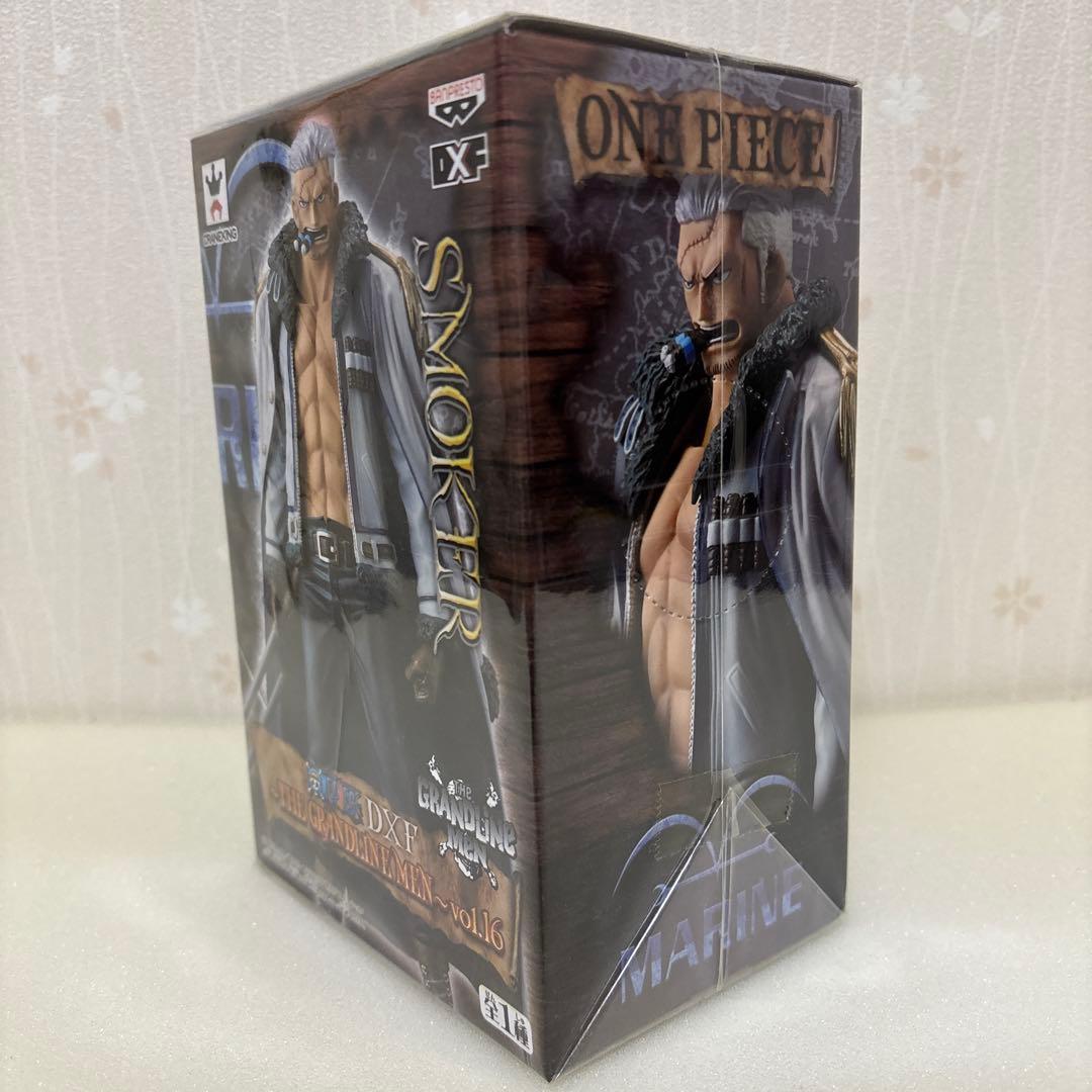 【未開封】ワンピース フィギュア　クザン　スモーカー