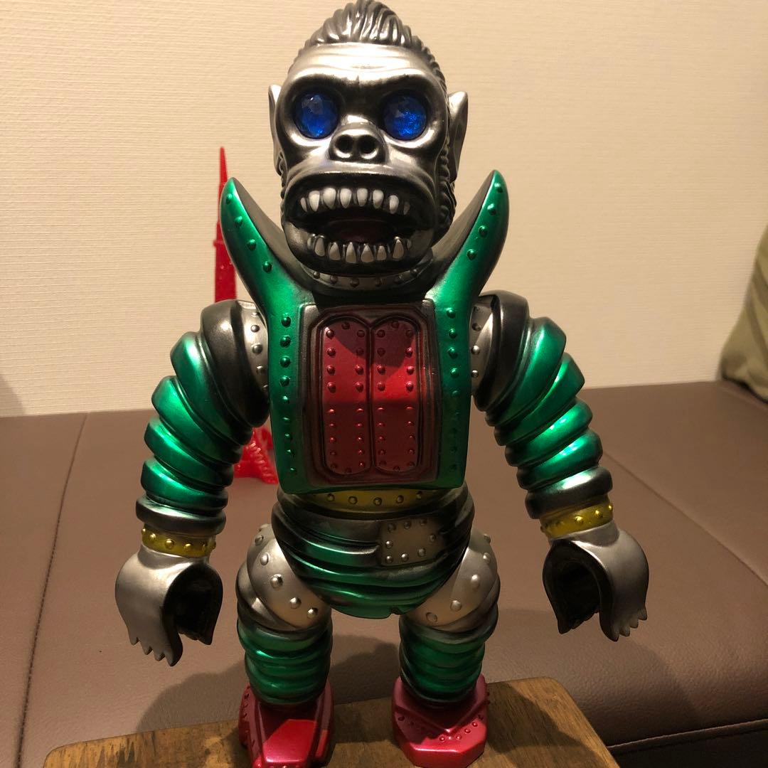 ターゲットアース　マシンゴリラ　ソフビ　インディーズソフビ