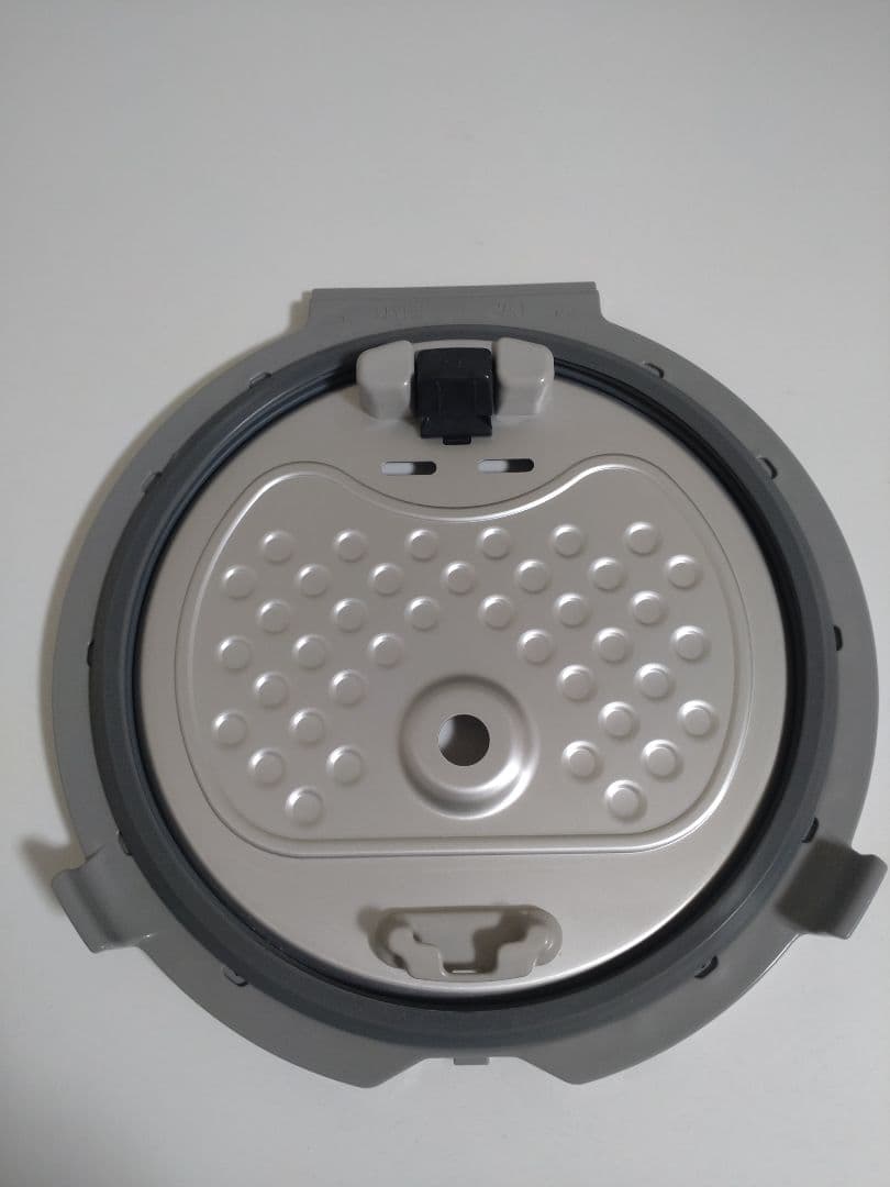 三菱 NJ-AW108-B IHジャー炊飯器 2017年製　本炭釜