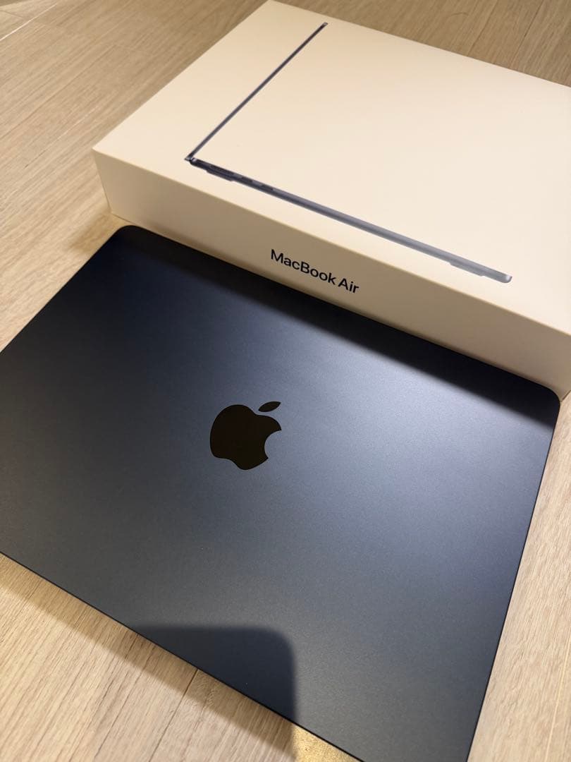 MacBook本体 M2 Macbook Air 256GB 8GB