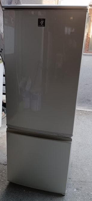 大阪府配送無料！SHARP 2ドア冷蔵庫 2011年 動作品 大阪市 大阪府