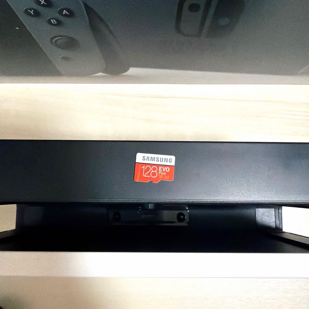 Nintendo Switch 本体 ブラック ピンクジョイコン ホワイト