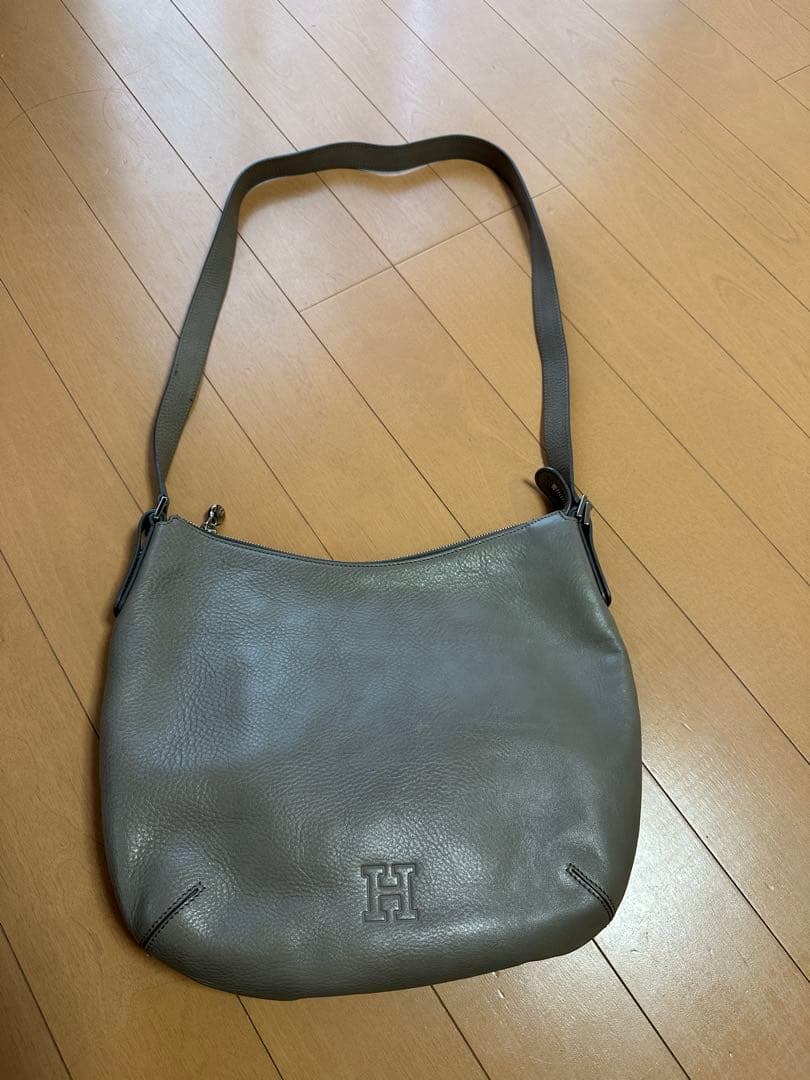 HIROFU (ソーロ)グレーベージュレザーショルダーバッグ M 2WAY 本革