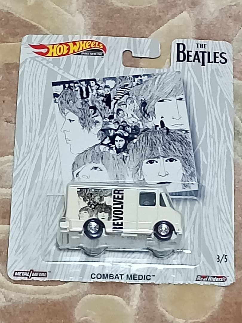 ✴️Hot Wheels The Beatles✴️ ミニカー 未開封5種セット