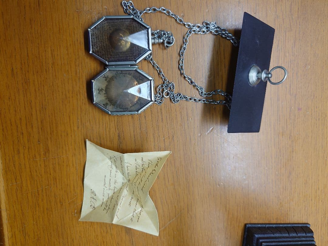 ハリーポッター 分霊箱ロケット レプリカ