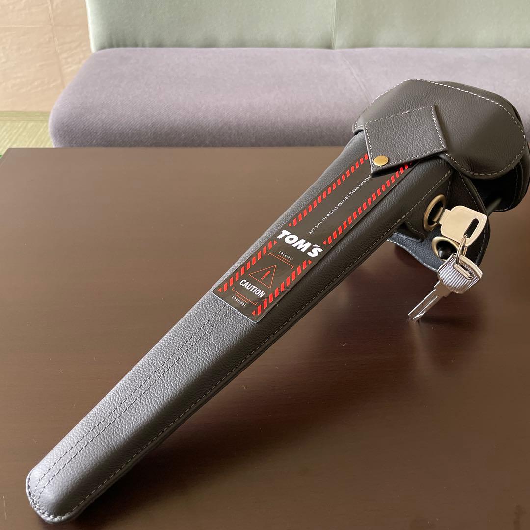 TOM'S ステアリングロック ランドクルーザー200or300ブラック 鍵付き