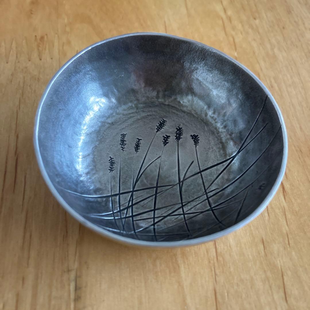 草模様の銀　杯　50g