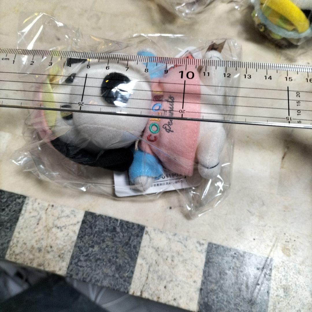 スヌーピーレトロンズぬいぐるみ　COLORS　冬バージョン　Ｂ