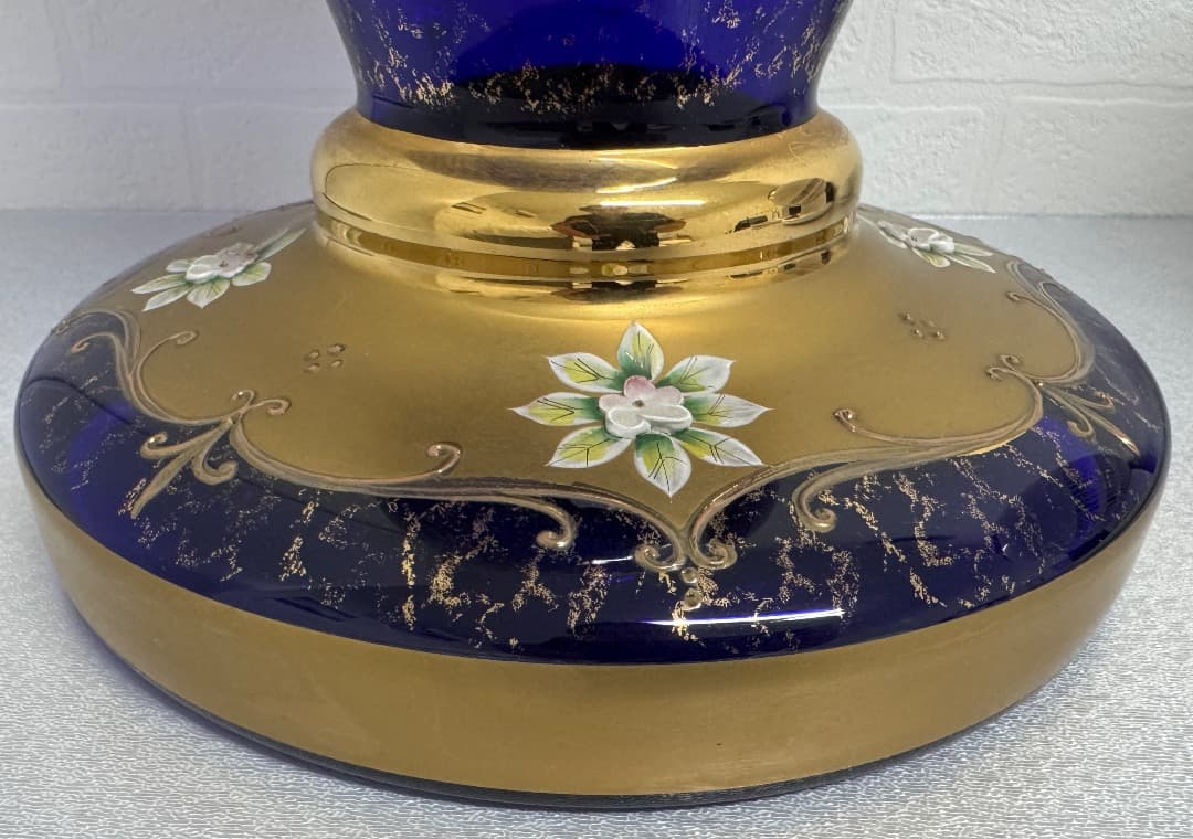 ベネチアングラス　置物、壺