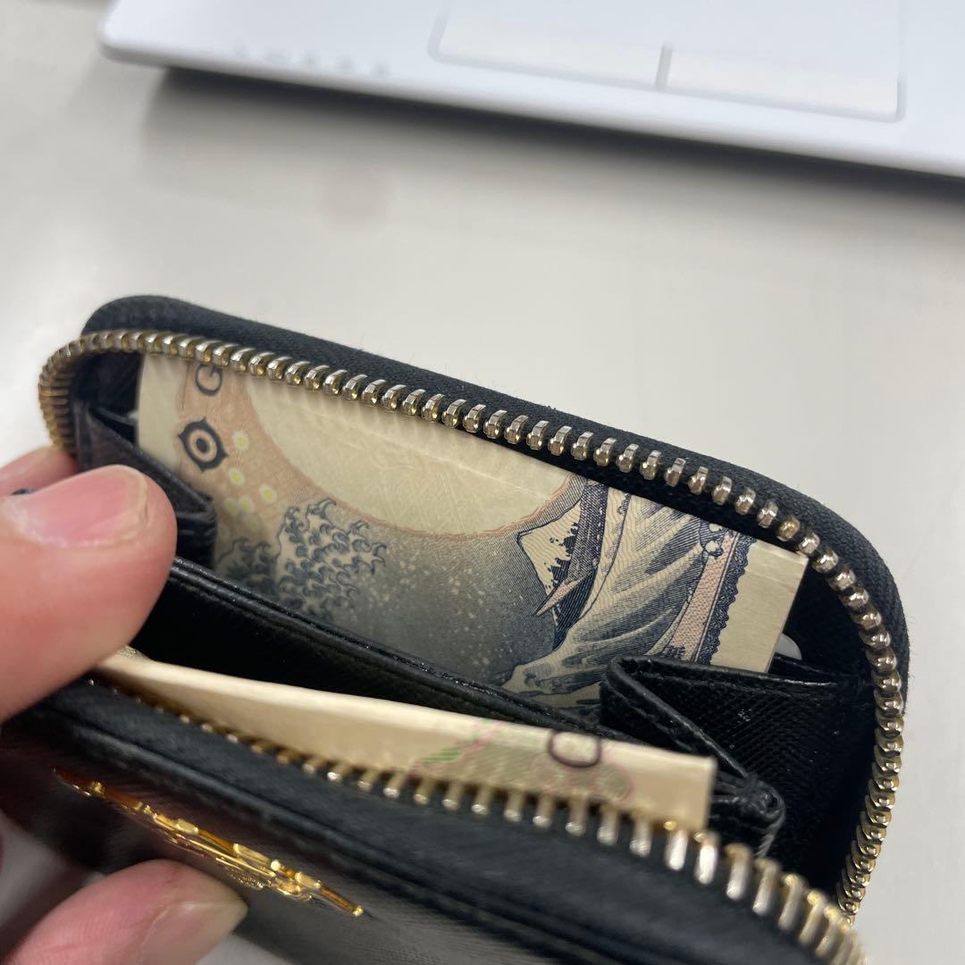 PRADA ブラック ケース　メンズ　レディース　プラダ　ブランド