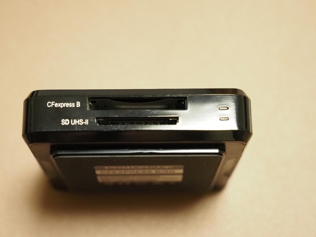 ProGrade CFexpress B & SD UHS-IIカードリーダー