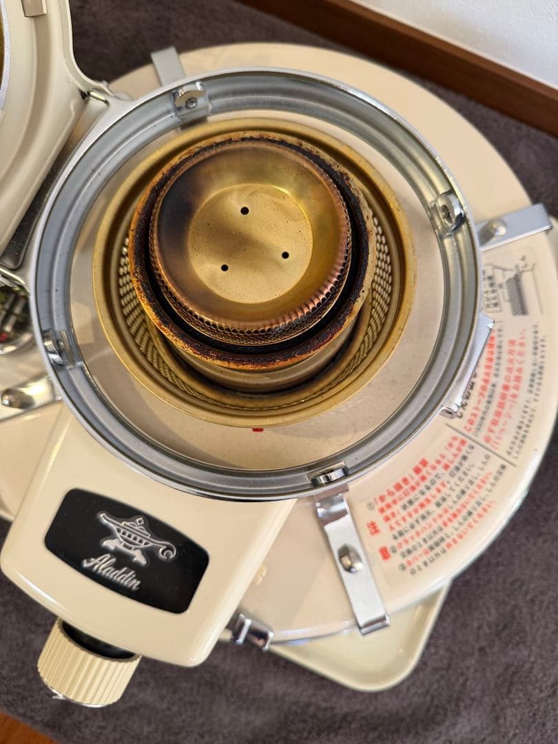 アラジン 石油ストーブ 本体のみ｜動作品｜送料込み・たのメル便