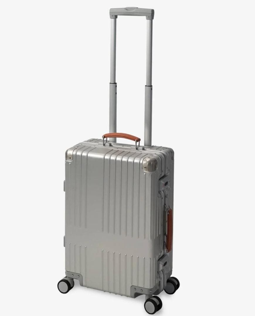 イノベーター アルミスーツケース シルバー INV1811 36 キャリーケース