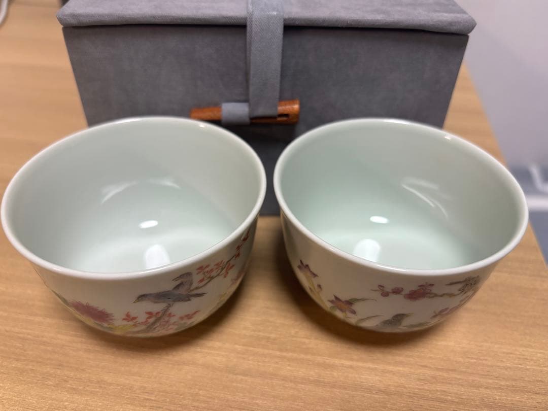 中国清時代　花鳥文茶碗 盃 粉彩　琺瑯彩　雍正年製在銘 官窯 2個セット