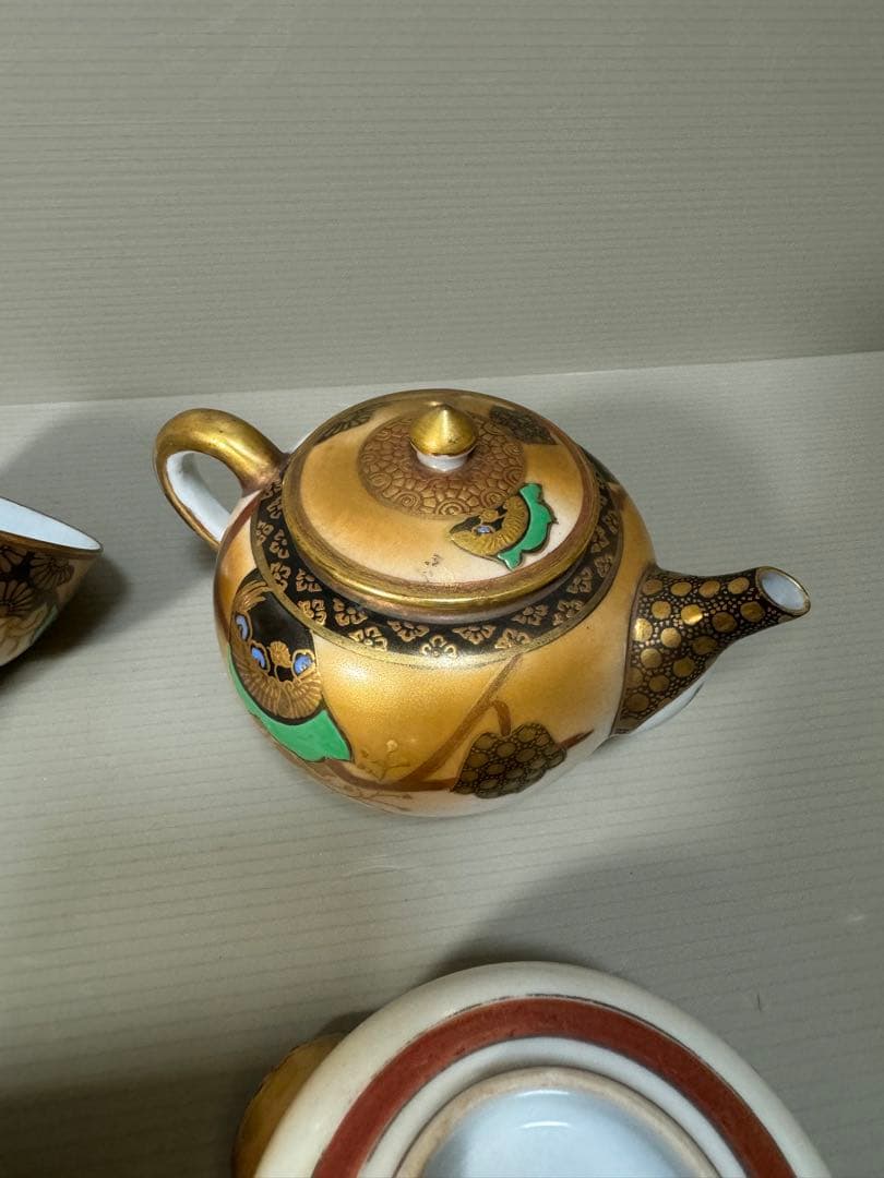 2172 九谷焼　金彩　茶器セット　急須1客　湯冷し1客　湯呑5客　時代物