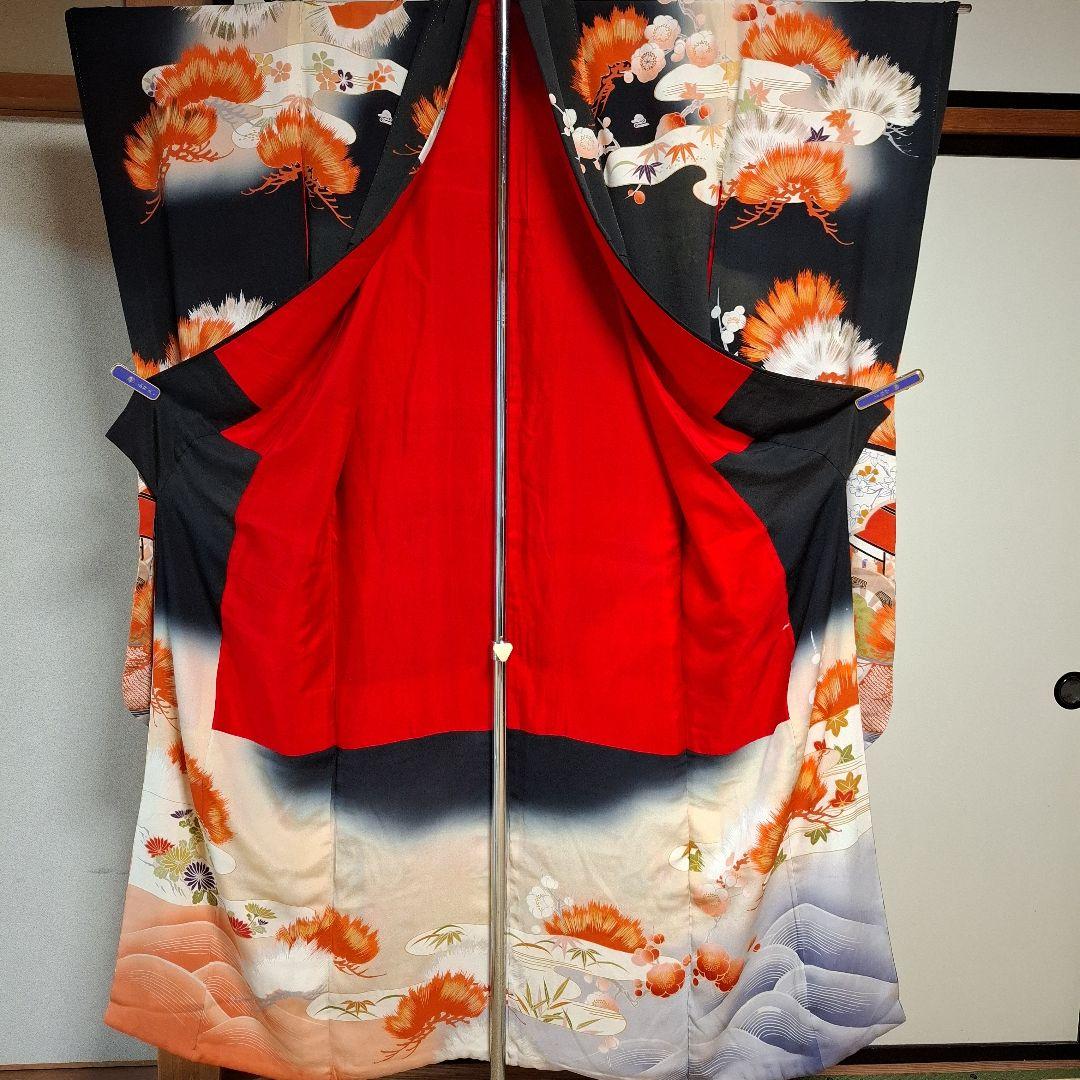 振袖 黒とオレンジ 松と花模様 帯付き