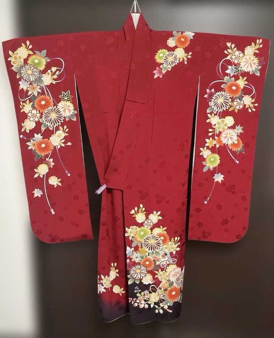 振袖　赤　金彩　金糸　正絹