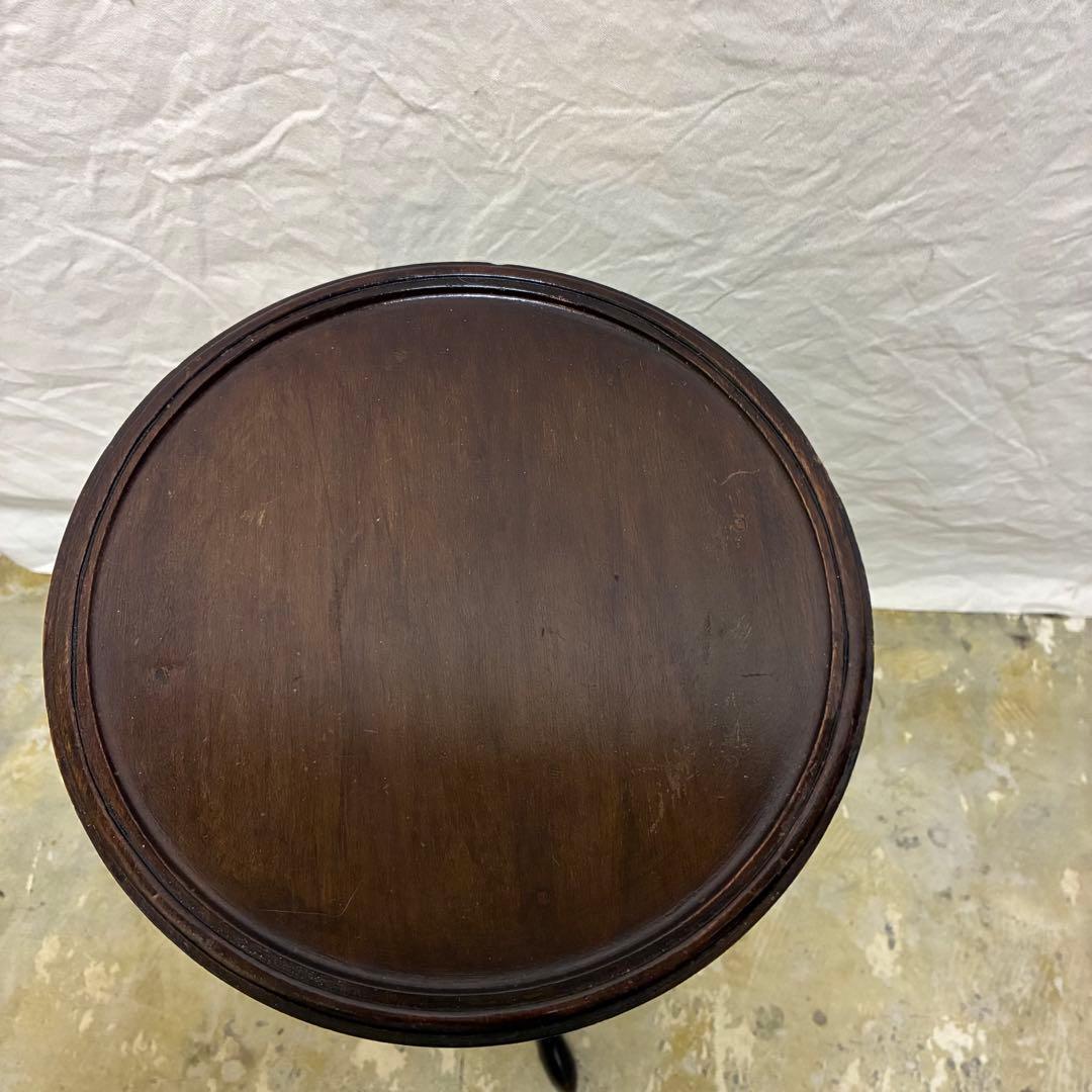 Lloyd's Antiques ワインテーブル