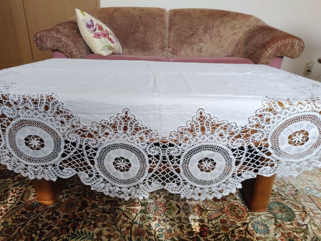 白いレースのテーブルクロスハンドメイドビンテージ