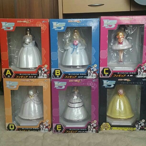 ５/３０まで緊急値下げ！ IS〈インフィニット・ストラトス〉  フィギュア