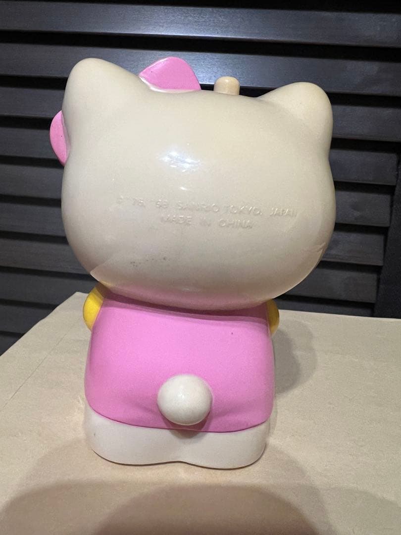 サンリオ ハローキティ パタパタカレンダー プッシュタイプ