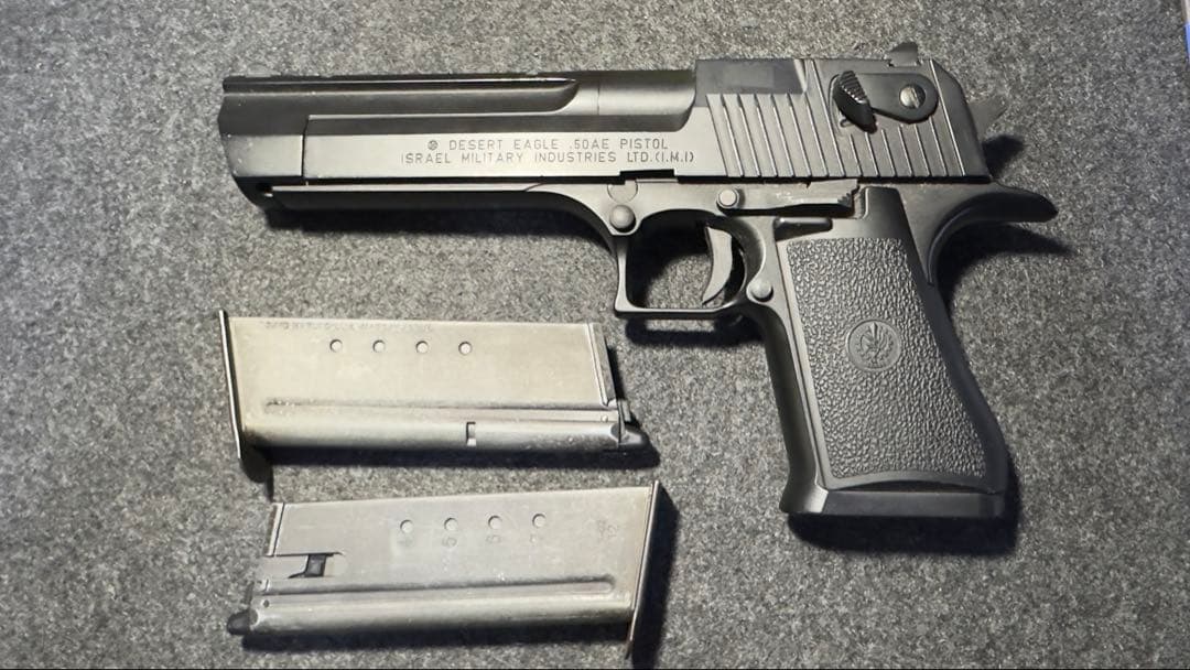 東京マルイ　ガスブローバック　デザートイーグル スペアマガジン付