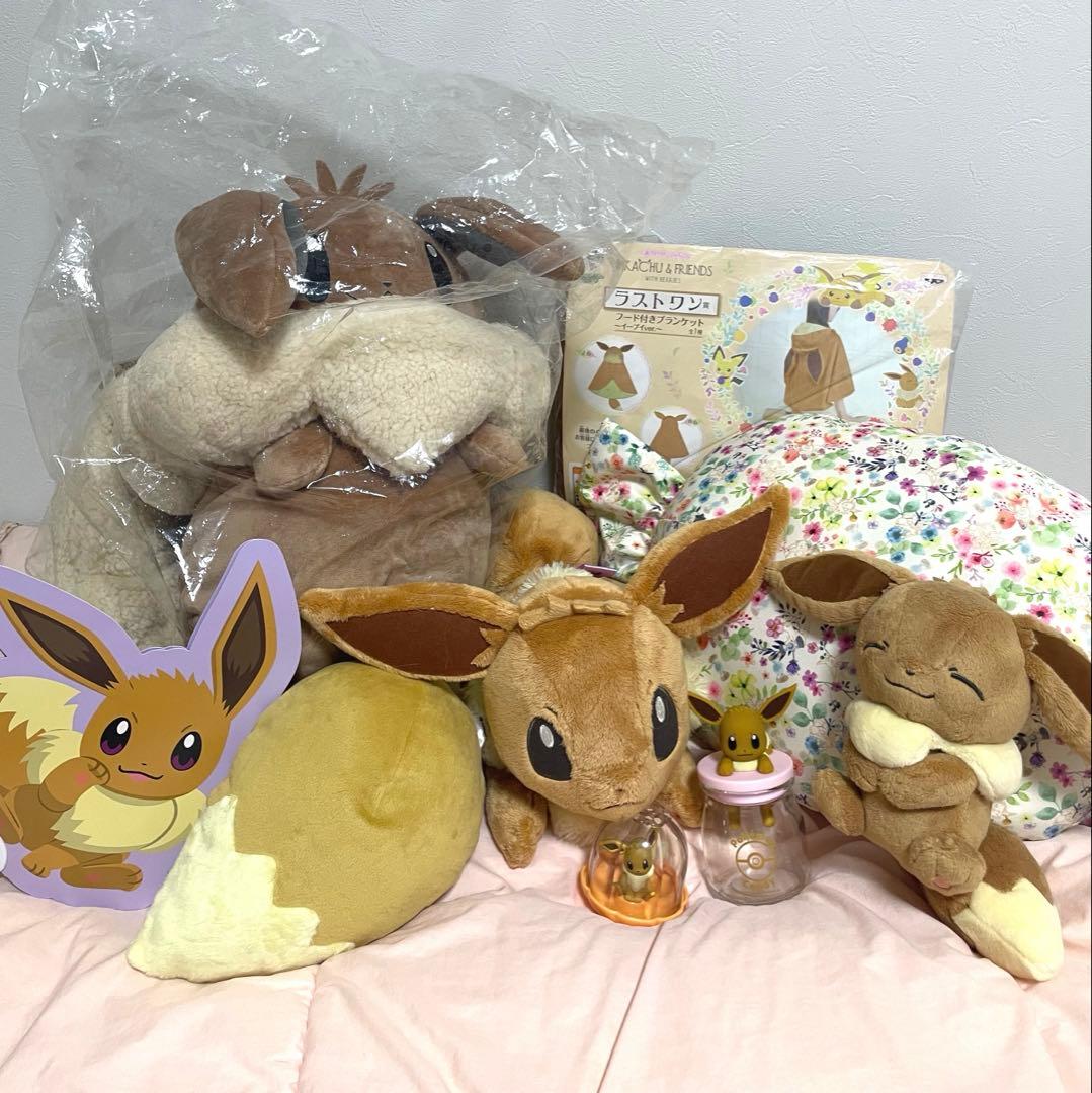 ボタンのイーブイリュック 他 【8点】まとめ売り