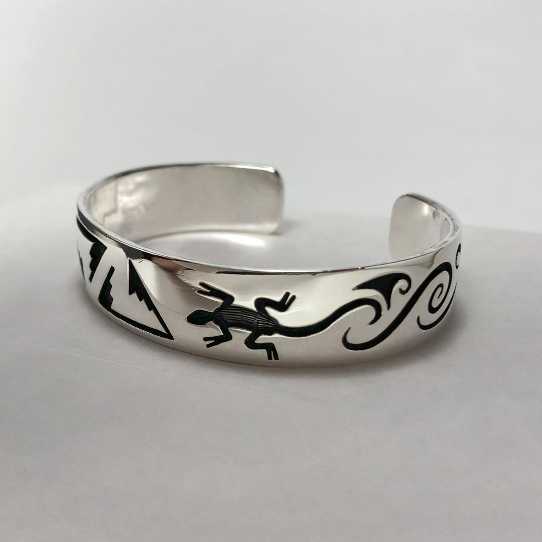 ホピ　Raymond Kyasyousie レイモンドキャセヨウスィー　バングル