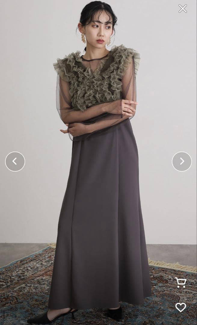 フリル付きグレーシフォンロングドレス