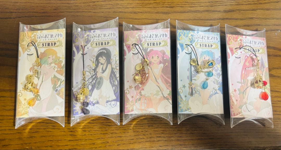 魔法少女まどか☆マギカ　叛逆の物語　ストラップ　まとめ売り